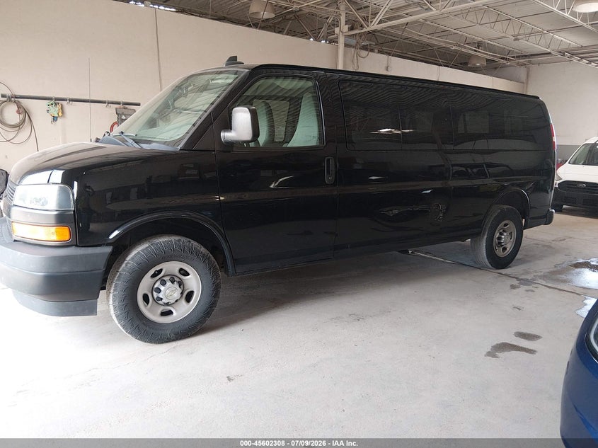 Vin: 1gazgnfpxm1241805, lot: 46100731, chevrolet express passenger rwd 3500 extended wheelbase ls 20212