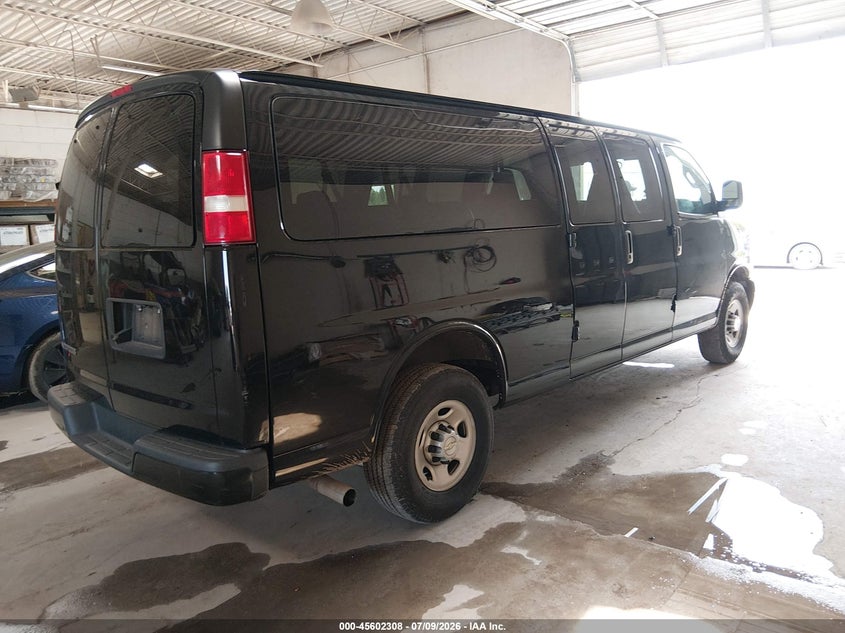 Vin: 1gazgnfpxm1241805, lot: 46100731, chevrolet express passenger rwd 3500 extended wheelbase ls 20214