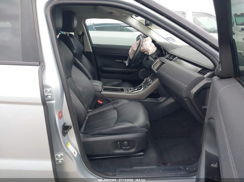 2018 LAND ROVER RANGE ROVER EVOQUE auction photo 5