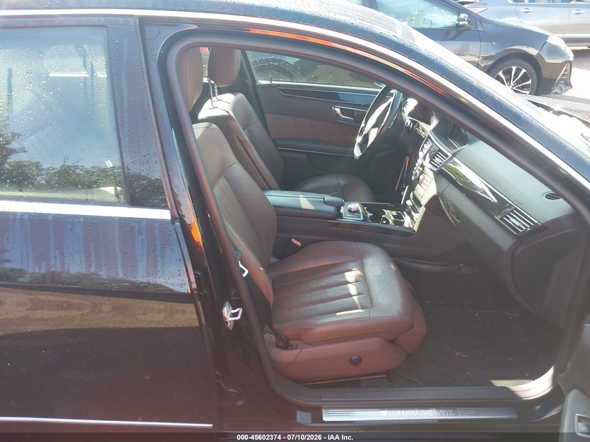 2011 MERCEDES-BENZ E 550 auction photo 5