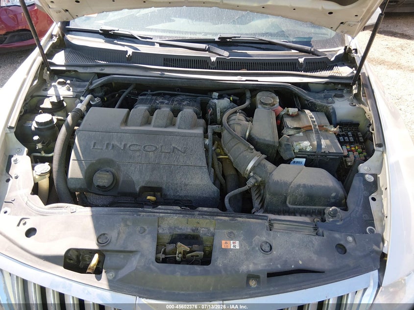 2011 LINCOLN MKS SEDAN 3.7L V-6 DOHC, VVT, 273HP