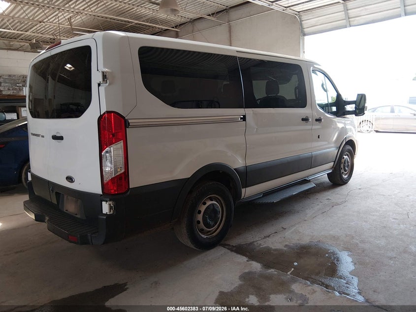 2019 FORD TRANSIT-150 auction photo 4