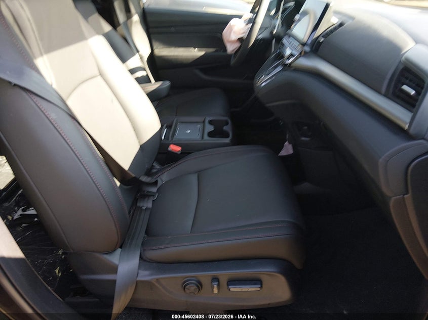 2026 HONDA ODYSSEY auction photo 5