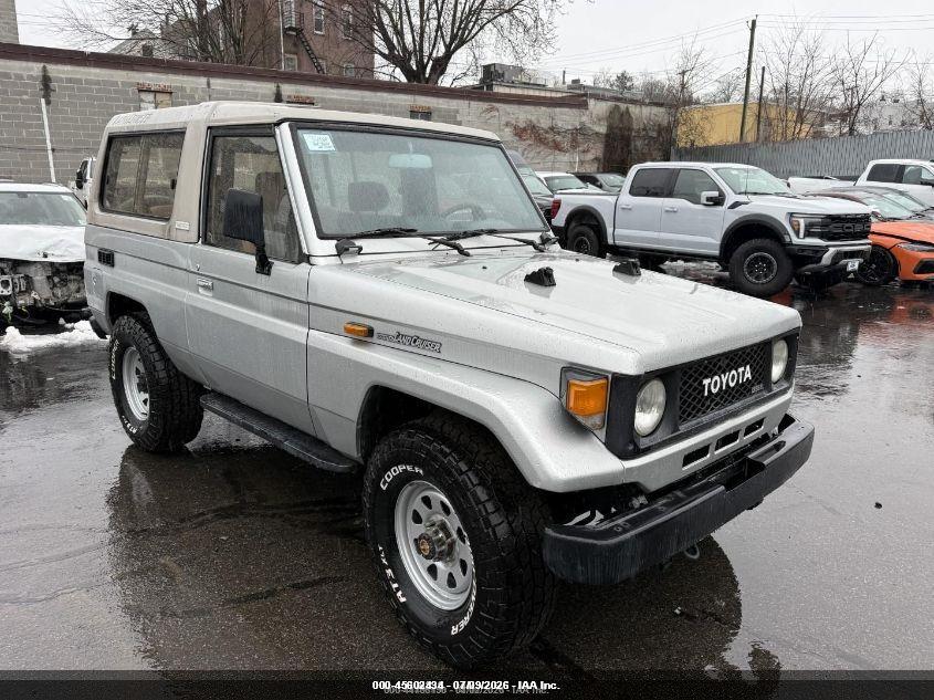 1989 TOYOTA LANDCRUISER auction photo 1