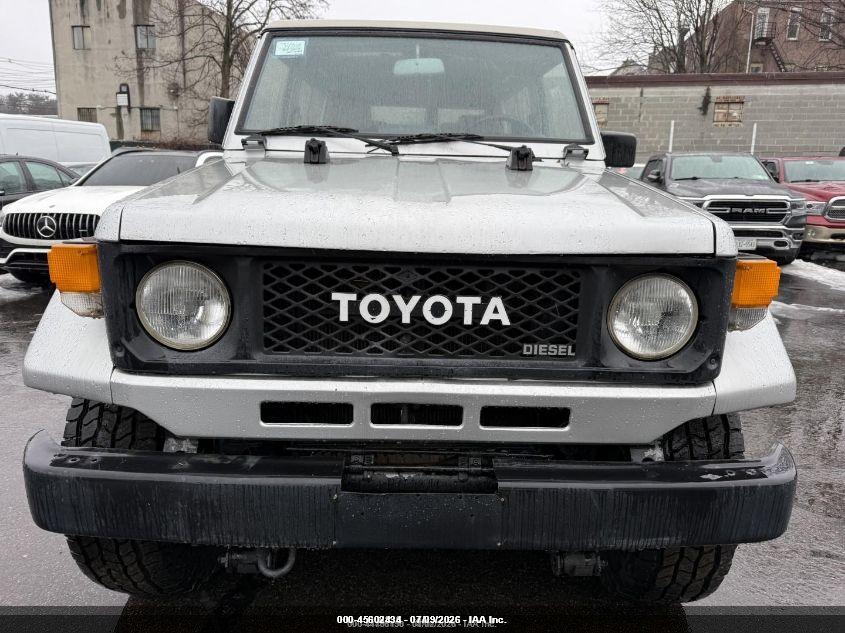 1989 TOYOTA LANDCRUISER auction photo 6