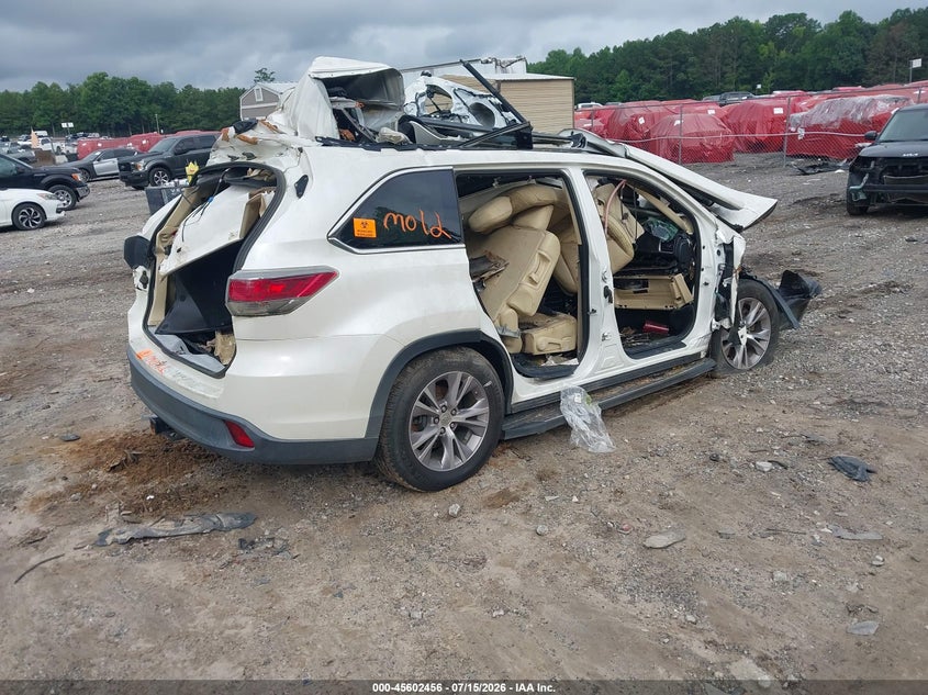 2015 TOYOTA HIGHLANDER auction photo 4