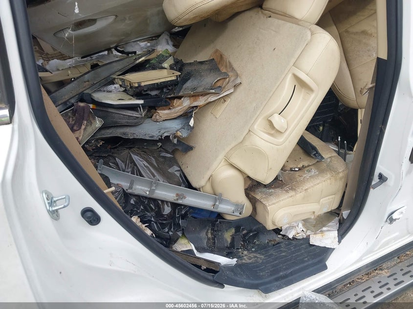 2015 TOYOTA HIGHLANDER auction photo 8