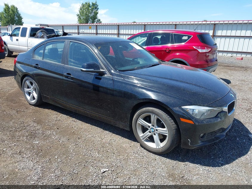 Vin: wba3b1g51fnt04428, lot: 46100921, bmw 320i 2015 img_1