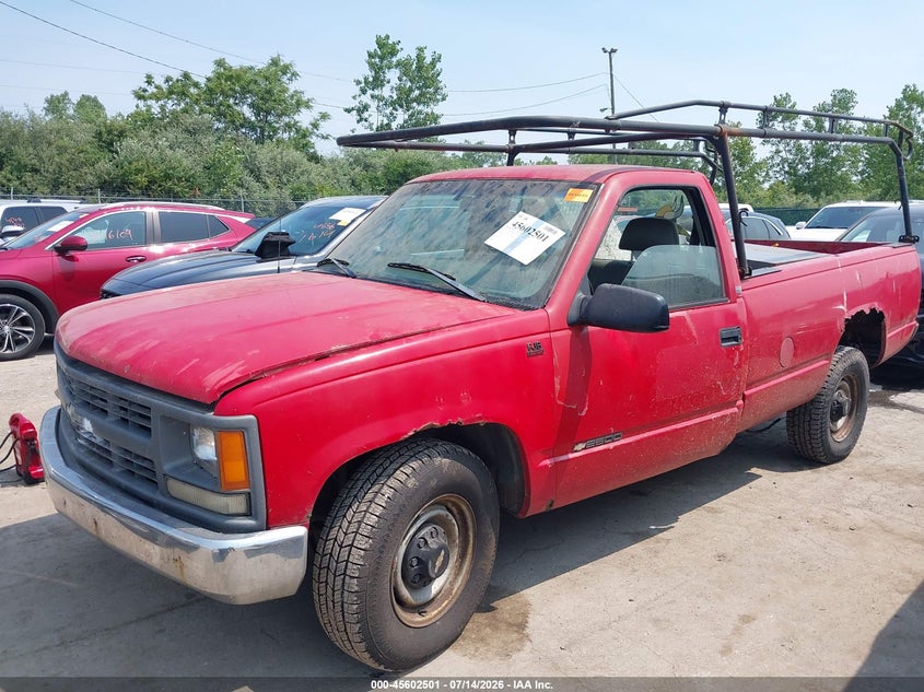 1997 CHEVROLET C/K 2500 auction photo 2