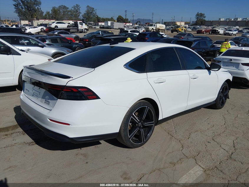 2025 HONDA ACCORD HYBRID auction photo 4