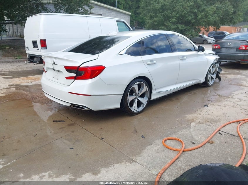 2019 HONDA ACCORD auction photo 4