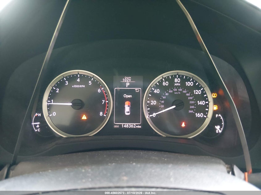 2016 LEXUS IS 200T auction photo 7