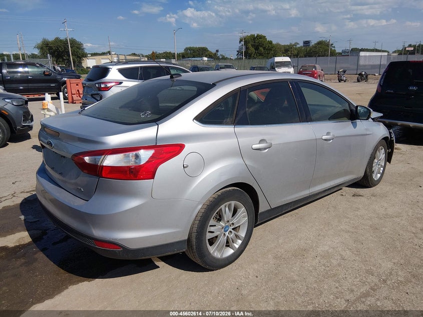 Vin: 1fahp3h28cl141848, lot: 46101037, ford focus sel 20124