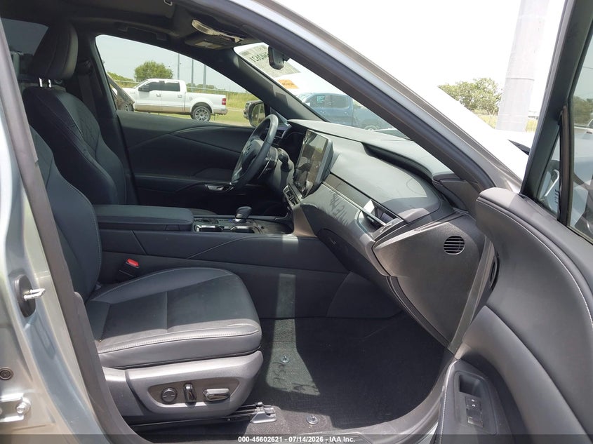 2025 LEXUS RX 350H auction photo 5