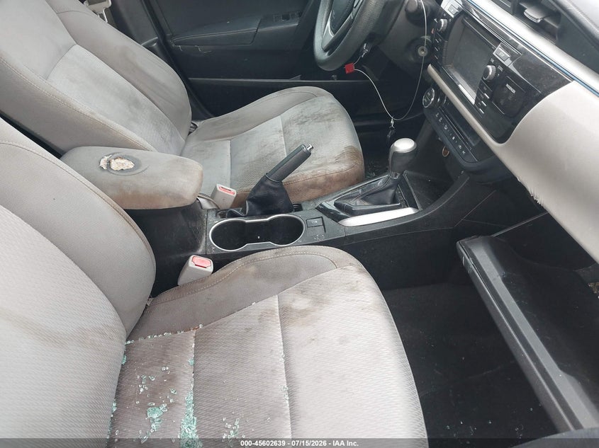 2016 TOYOTA COROLLA auction photo 5