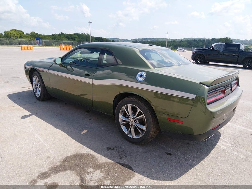 DODGE CHALLENGER - zdjęcie 3
