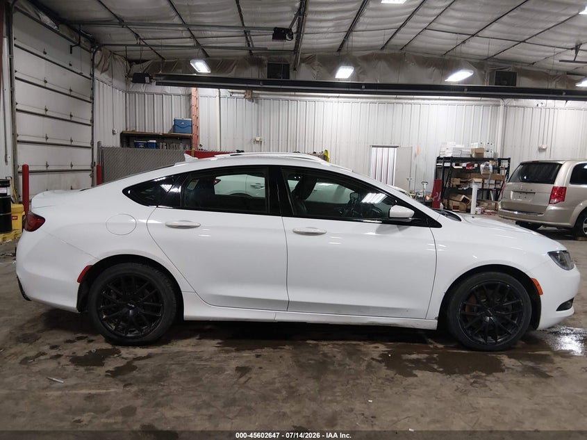 2015 Chrysler 200 S VIN: 1C3CCCBB8FN542192 Lot: 45602647