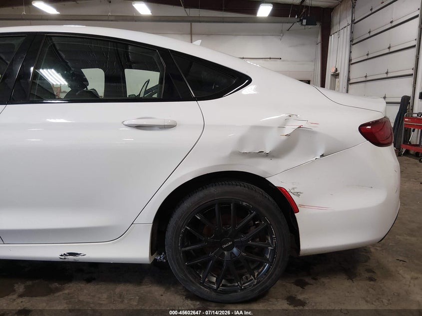 2015 Chrysler 200 S VIN: 1C3CCCBB8FN542192 Lot: 45602647