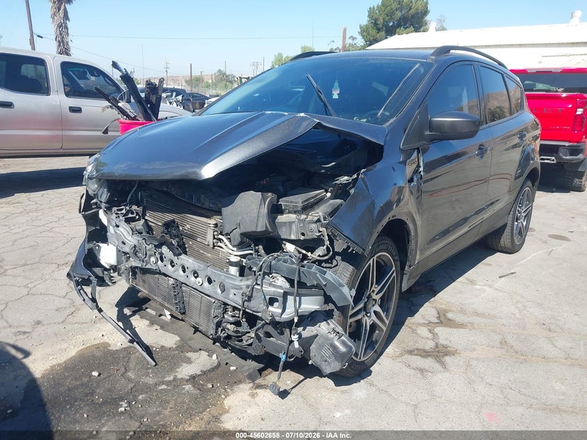 2019 Ford Escape, Front End, IAAI, VIN 1FMCU0HD7KUB62661 — photo 2