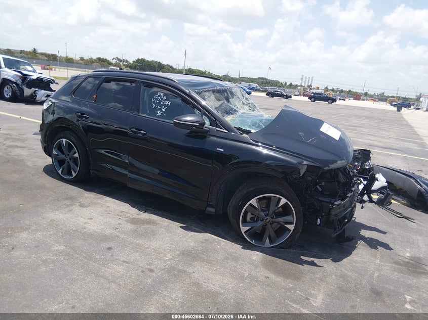 Vin: wa1mubfz4rp062569, lot: 46101087, audi q4 e-tron prestige 55 quattro 2024 img_1