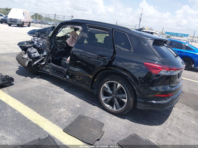 Vin: wa1mubfz4rp062569, lot: 46101087, audi q4 e-tron prestige 55 quattro 20243