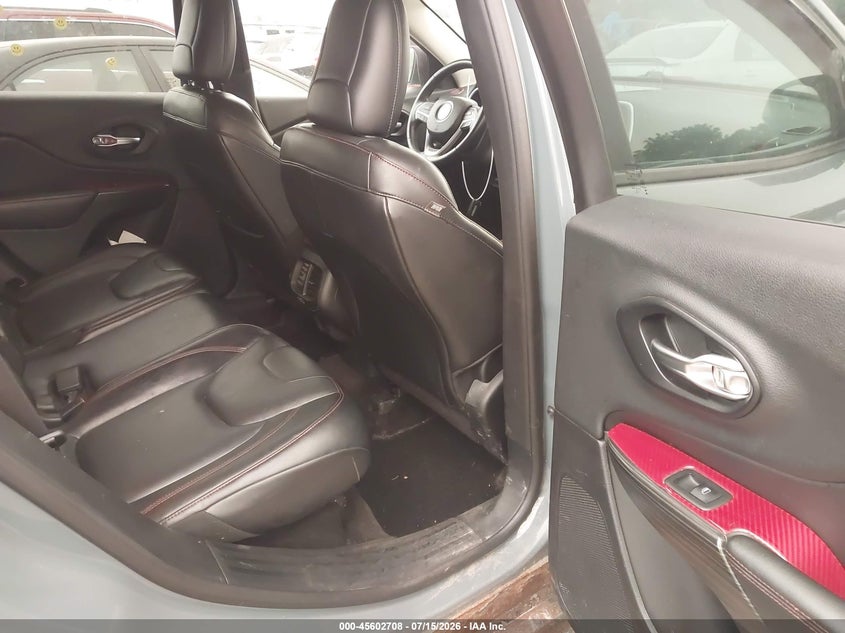 2014 JEEP CHEROKEE auction photo 8