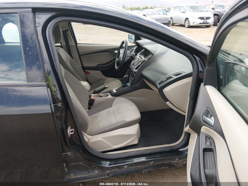 2014 FORD FOCUS auction photo 5