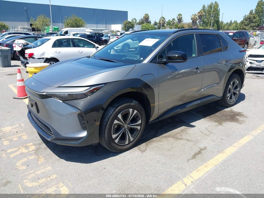 Vin: jtmabaca3pa031062, lot: 46101176, toyota bz4x xle 20232