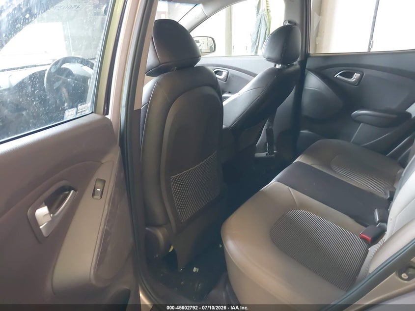 2012 HYUNDAI TUCSON auction photo 8