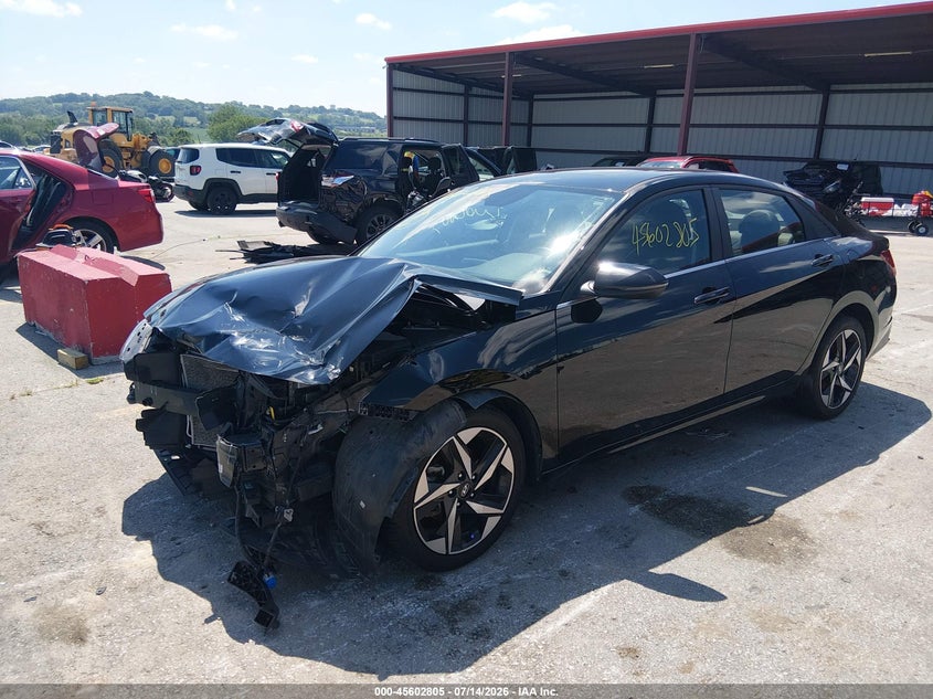 2021 HYUNDAI ELANTRA auction photo 2