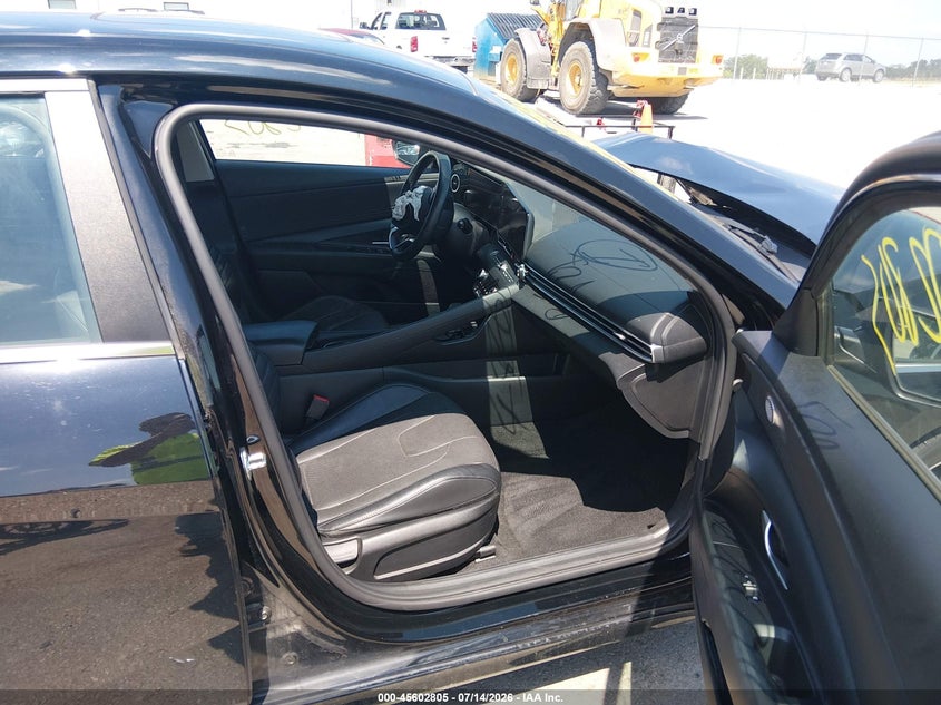 2021 HYUNDAI ELANTRA auction photo 5