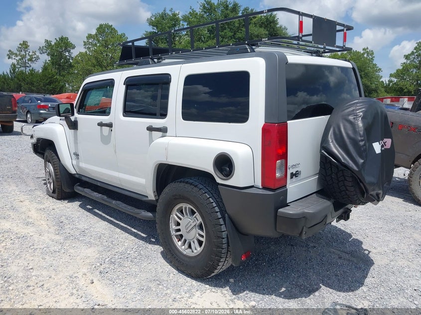 2010 HUMMER H3 SUV auction photo 3