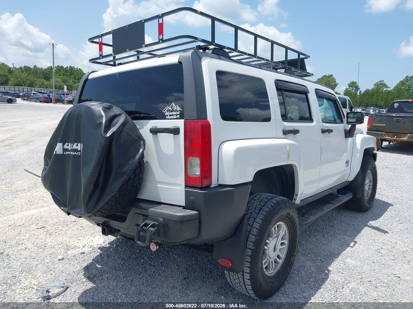 2010 HUMMER H3 SUV auction photo 4