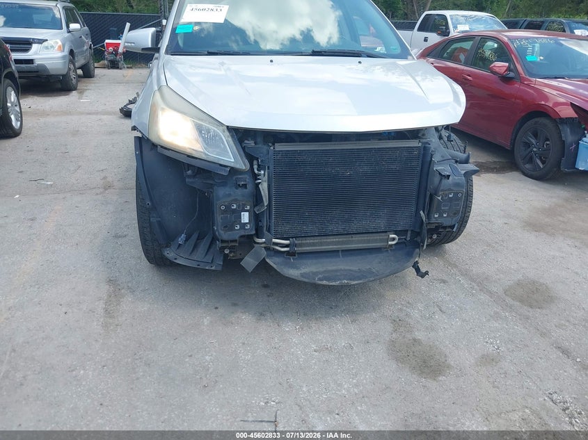 2016 CHEVROLET TRAVERSE auction photo 6