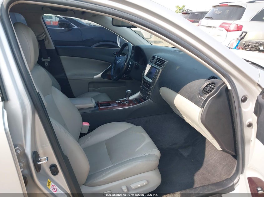 2007 LEXUS IS 250 auction photo 5