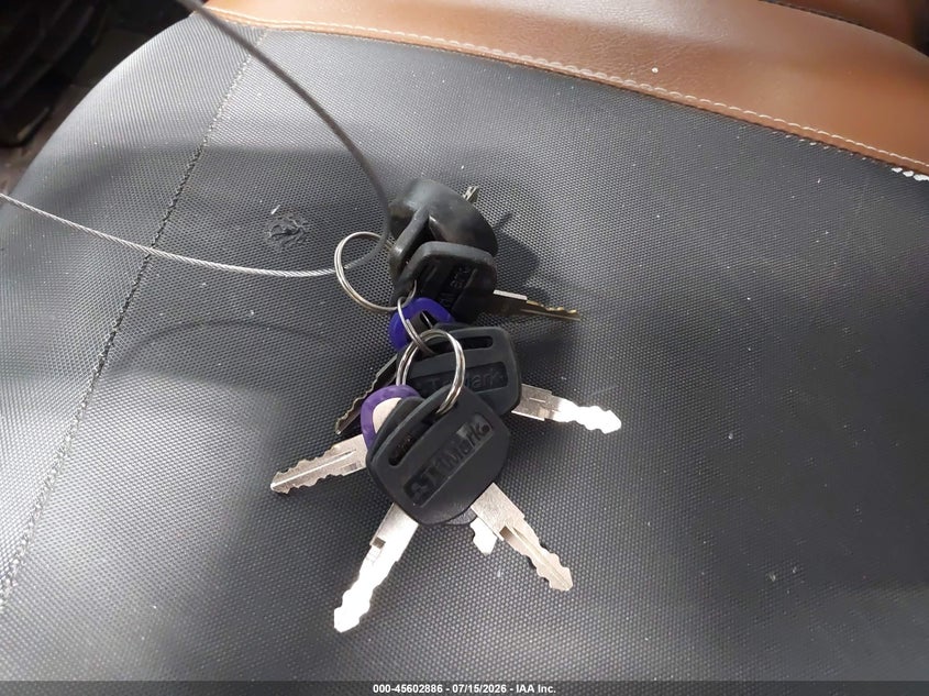 CAN-AM DEFENDER MAX 2020