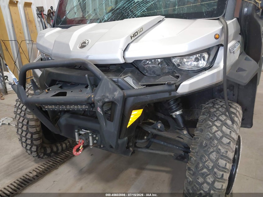 CAN-AM DEFENDER MAX 2020