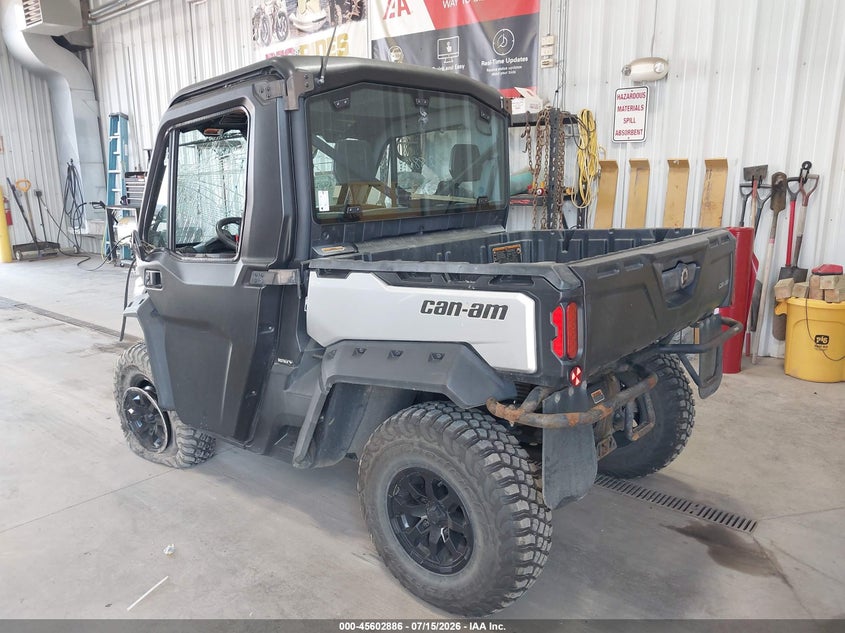 CAN-AM DEFENDER MAX 2020