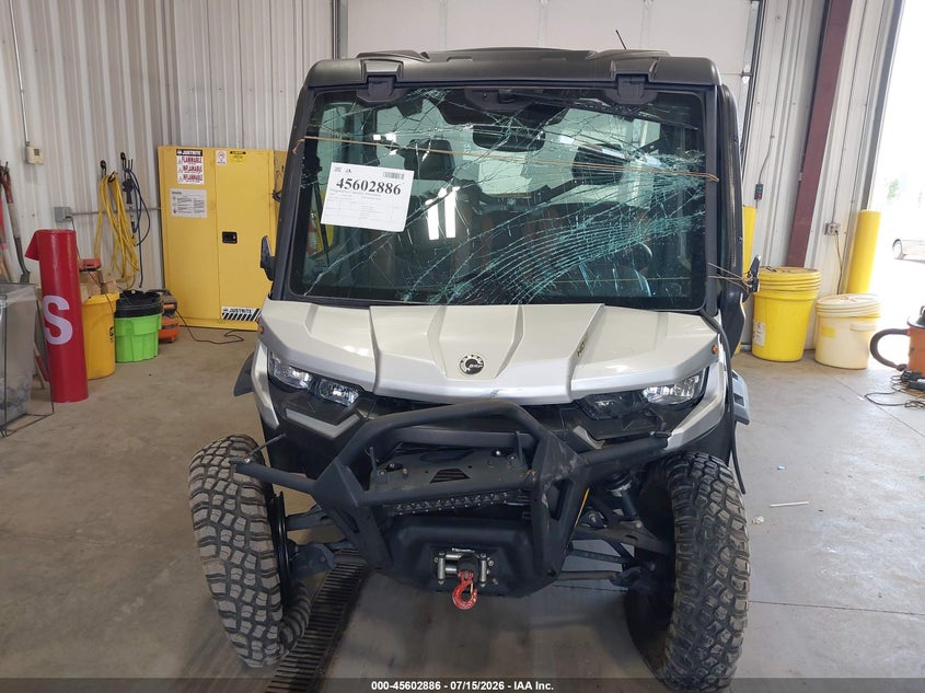 CAN-AM DEFENDER MAX 2020