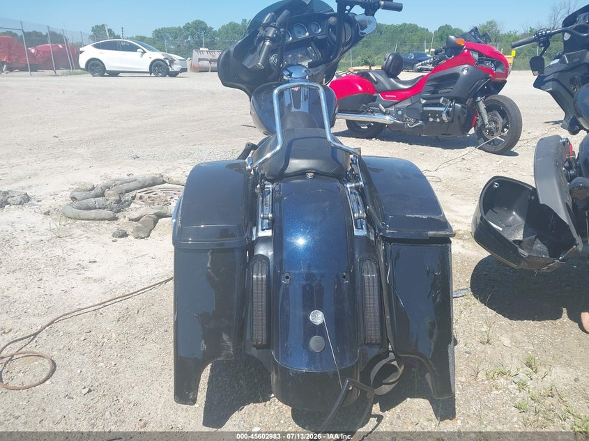 2014 Harley-Davidson Flhx Street Glide VIN: 1HD1KBM14EB606070 Lot: 45602983