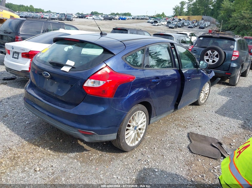 Vin: 1fahp3k28cl151417, lot: 46101407, ford focus se 20124