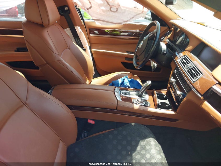 2011 BMW 750LI auction photo 5