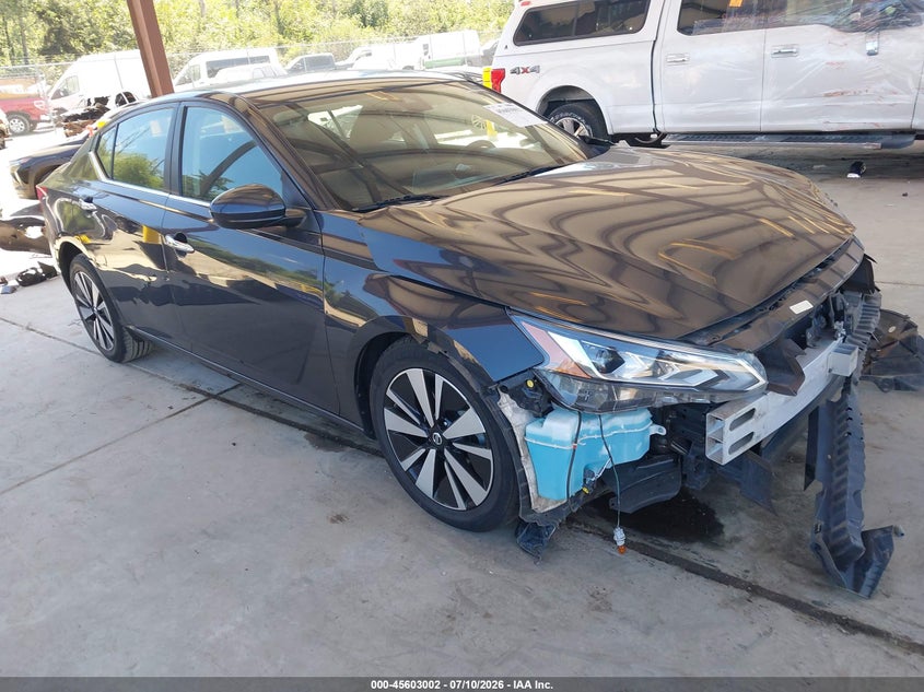 2022 Nissan Altima