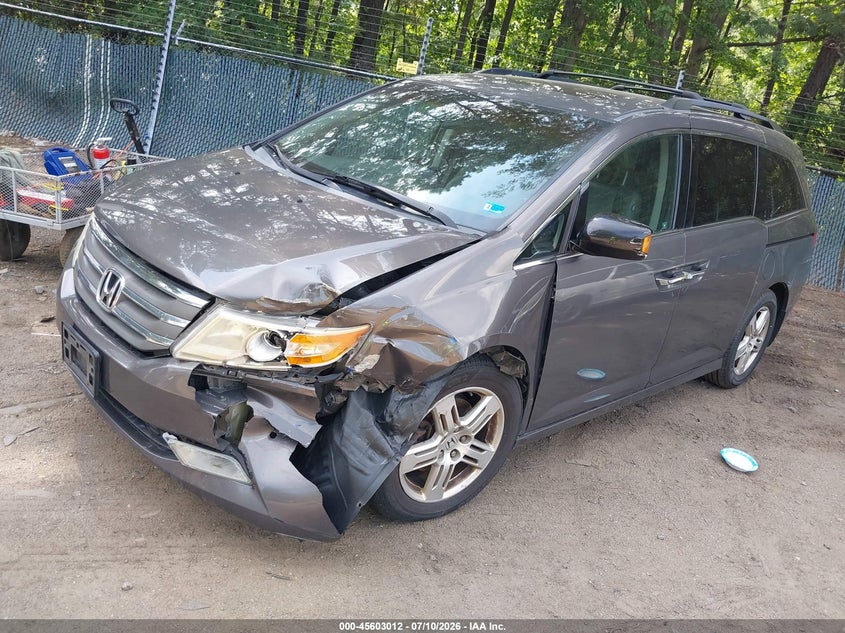 2011 Honda Odyssey, Левый бок, IAAI, VIN 5FNRL5H98BB008821 — фото 2