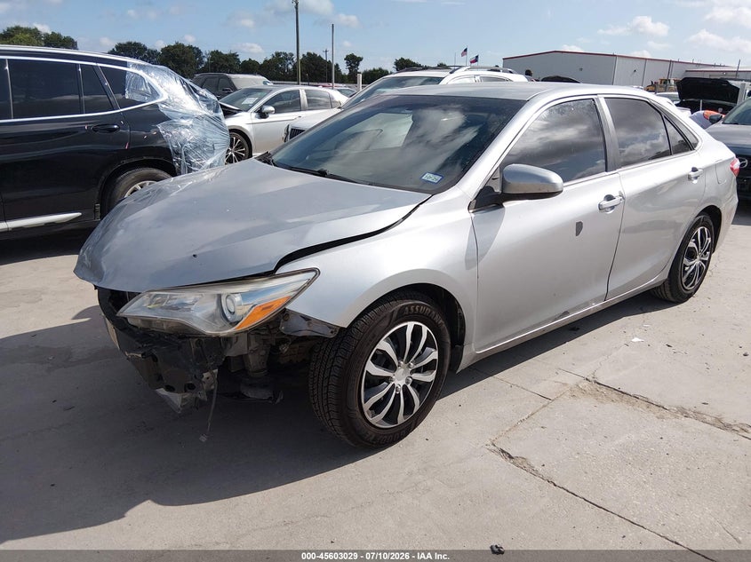 2017 Toyota Camry, Удар спереду, IAAI, VIN 4T1BF1FK8HU686715 — фото 2