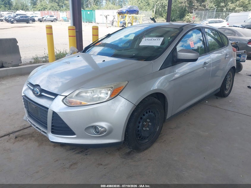 Vin: 1fahp3k25cl176226, lot: 46101458, ford focus se 20122
