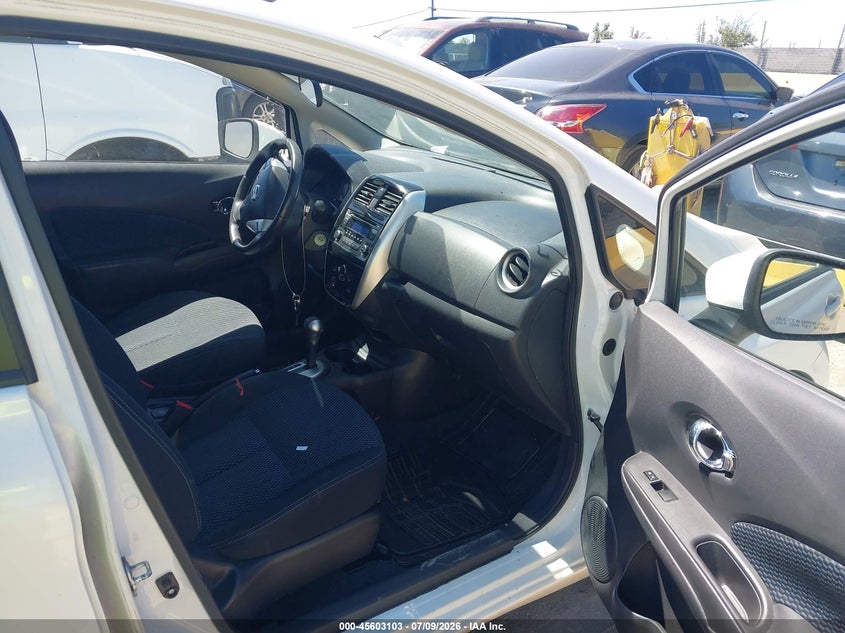 AtlanticExpress - Nissan Versa Note