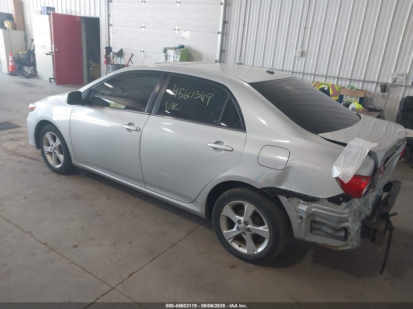 Vin: 2t1bu4ee3dc084142, lot: 46101542, toyota corolla le 20133