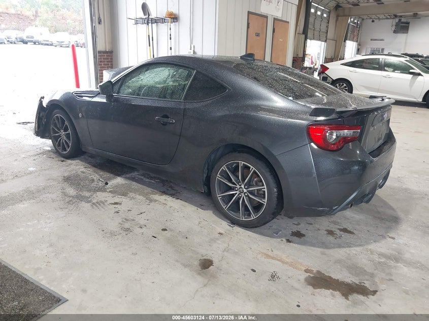 2019 TOYOTA 86 auction photo 3