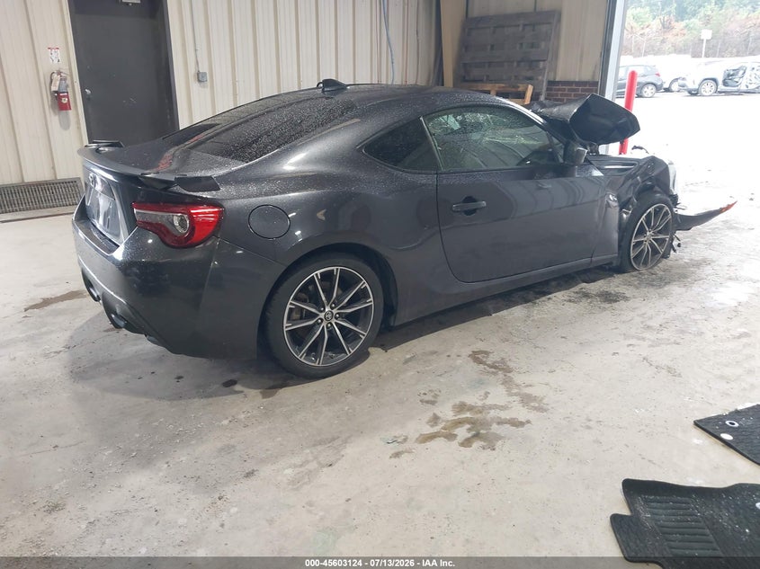 2019 TOYOTA 86 auction photo 4